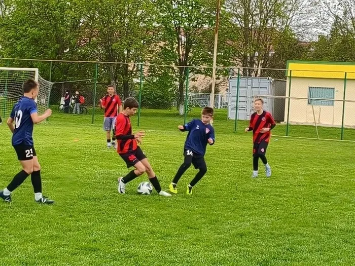 lcu-y5bfN50EXZX7gsKRM71rDDJjn3RjZtvzfG6iRNb9tkZQAzF7PJCAMiFGEaihb6XKuE8dFXCMa6_sQmjod2rW