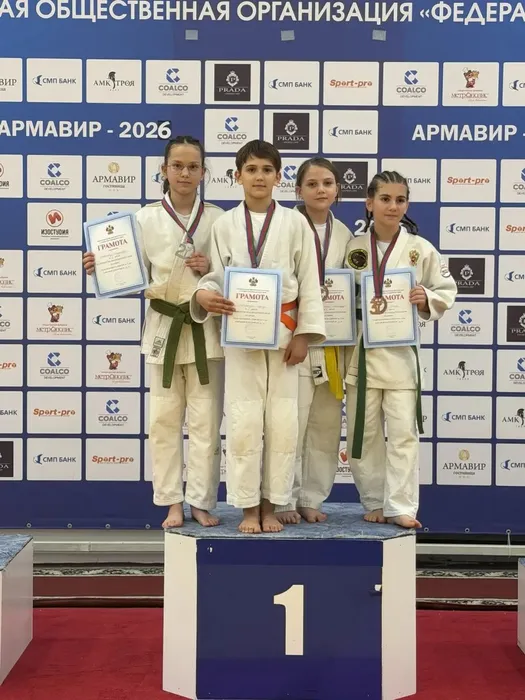 share-photo-5379383862