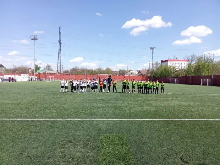 share-photo-15585239109